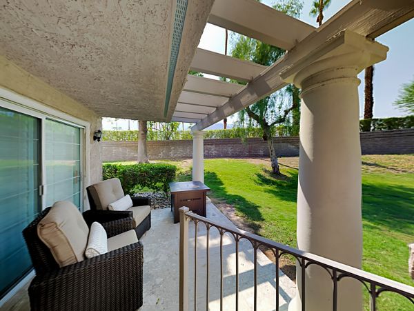 Palm Springs Home 1028375