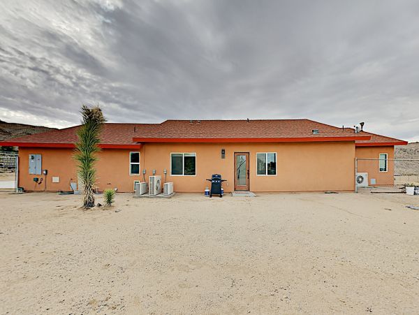 Palm Springs Home 1028376