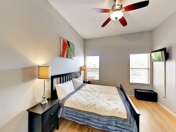 Palm Springs Home 1028377