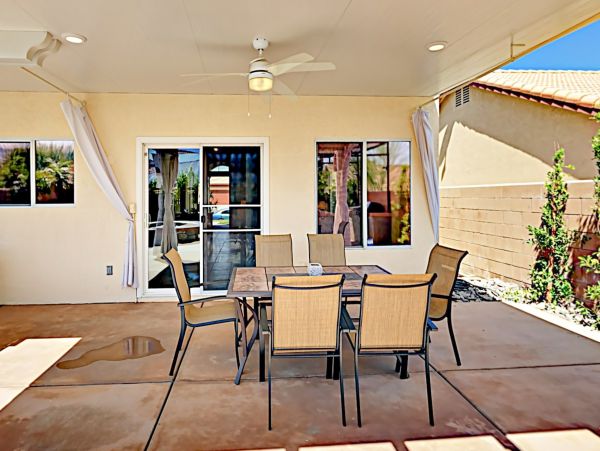 Palm Springs Home 1028377