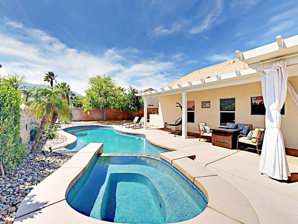 Palm Springs Home 1028377