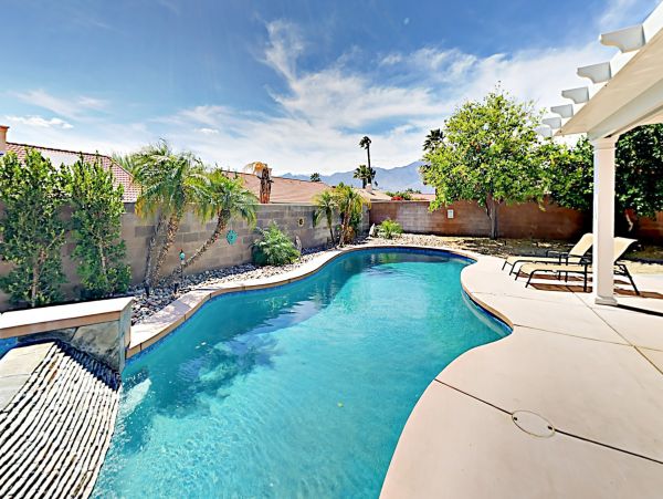 Palm Springs Home 1028377