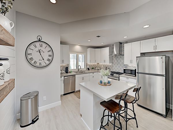 Palm Springs Home 1028378