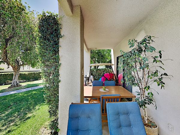 Palm Springs Home 1028378