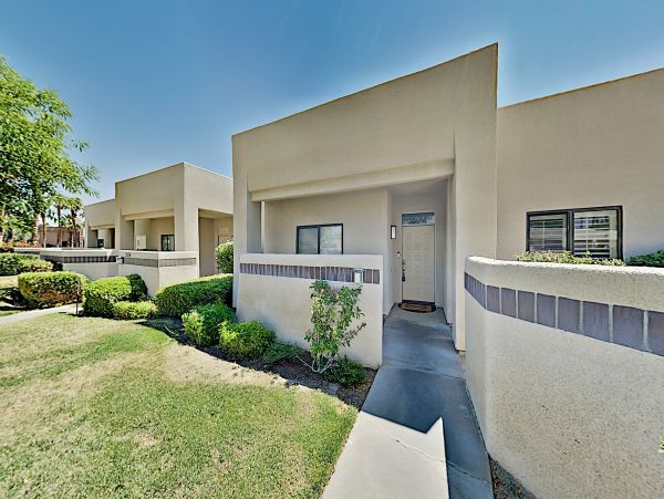 Palm Springs Home 1028378