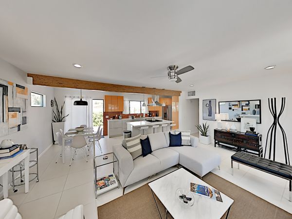 Palm Springs Home 1028379
