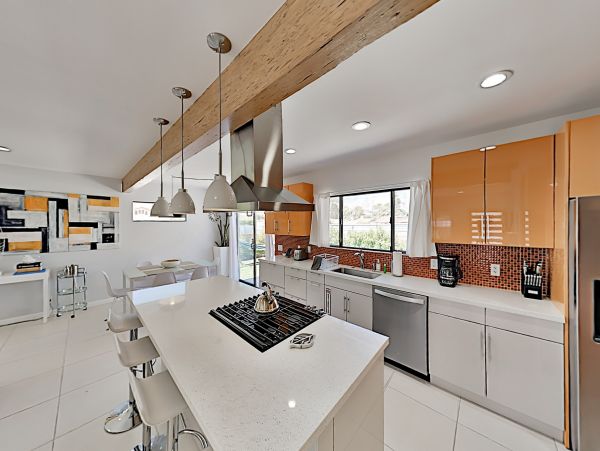 Palm Springs Home 1028379