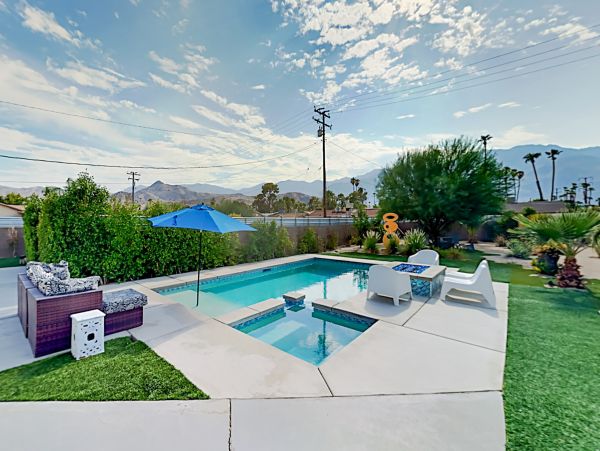 Palm Springs Home 1028379