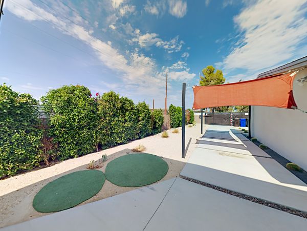 Palm Springs Home 1028379