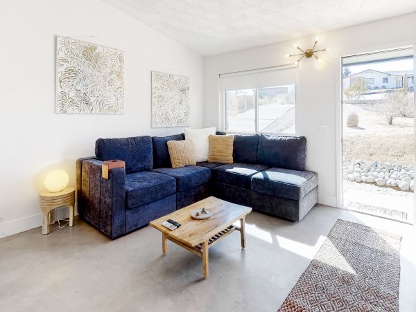 Palm Springs Home 1028380