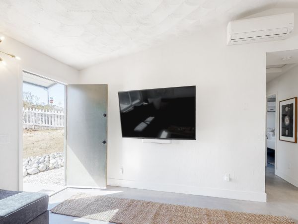 Palm Springs Home 1028380