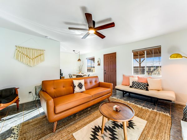 Palm Springs Home 1028383