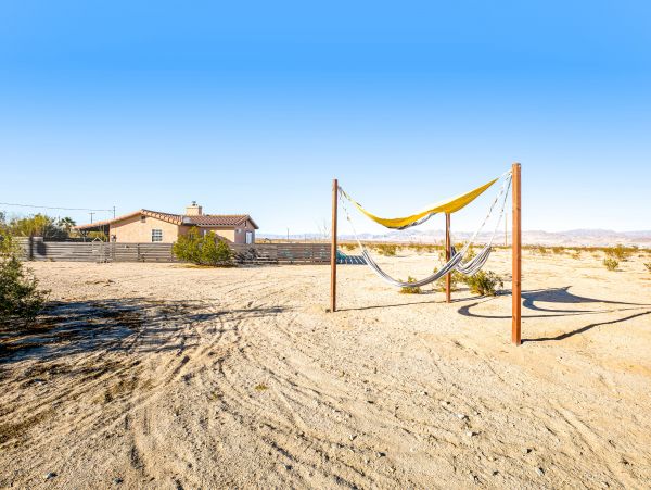 Palm Springs Home 1028383