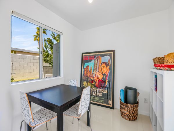 Palm Springs Home 1028384