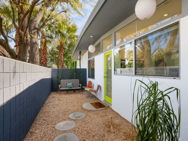 Palm Springs Home 1028384