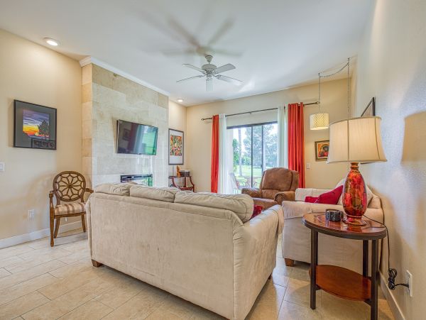 Palm Springs Home 1028385
