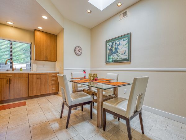 Palm Springs Home 1028385