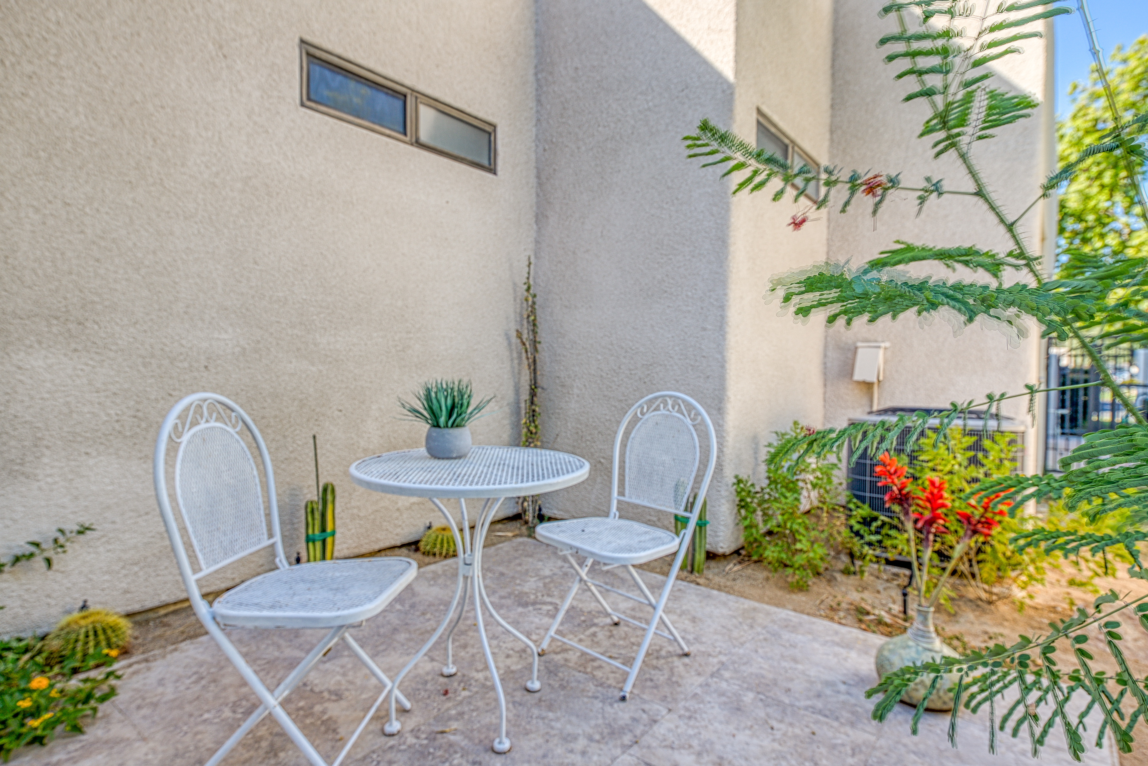 Palm Springs Home 1028385