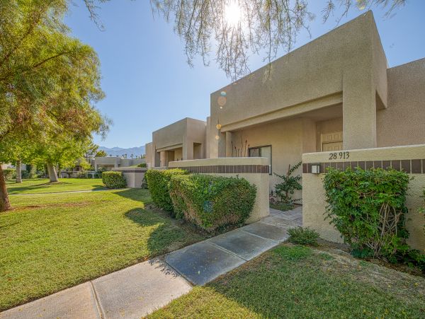 Palm Springs Home 1028385