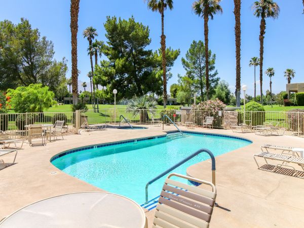Palm Springs Home 1028385