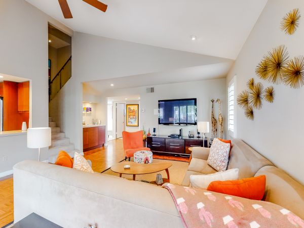 Palm Springs Home 1028386