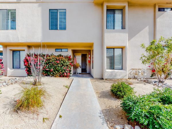 Palm Springs Home 1028386