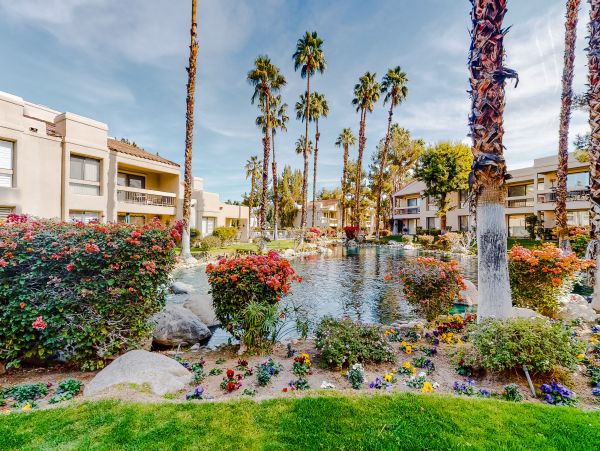Palm Springs Home 1028386