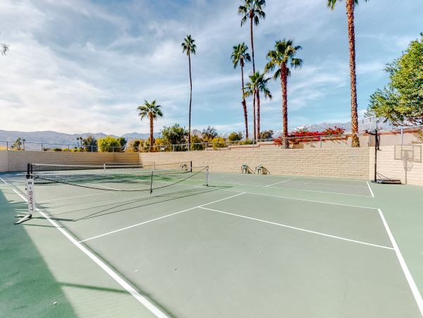 Palm Springs Home 1028386