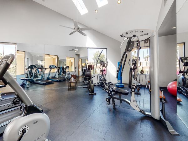 Palm Springs Home 1028386