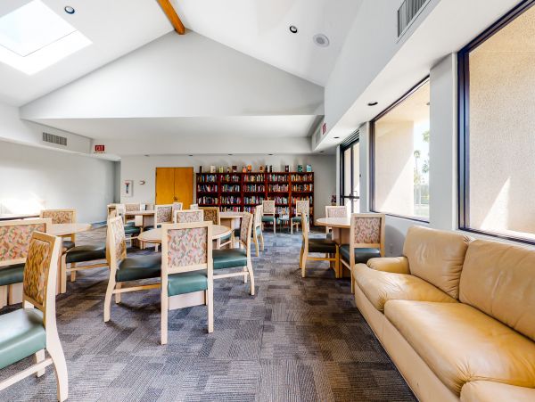 Palm Springs Home 1028386