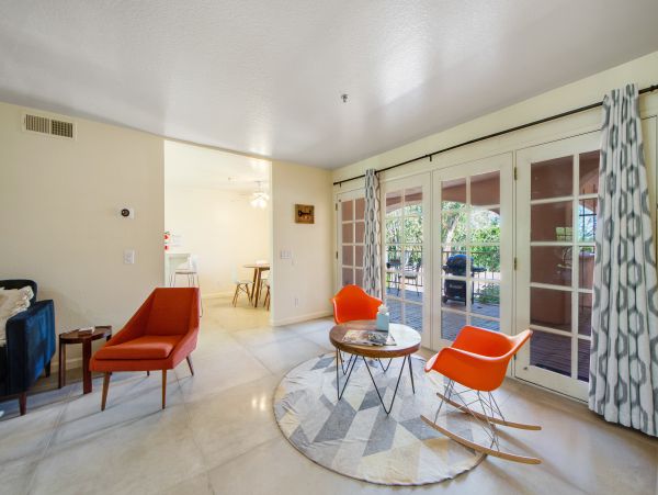 Palm Springs Home 1028387