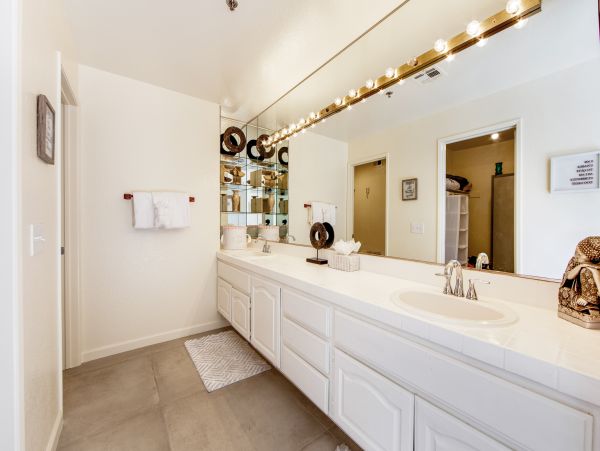 Palm Springs Home 1028387