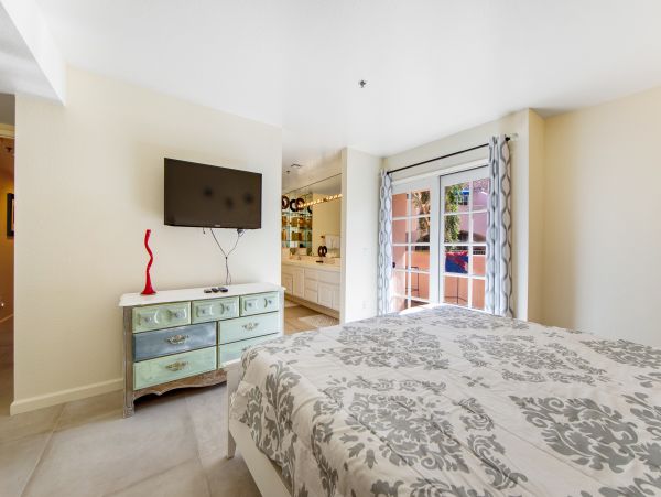 Palm Springs Home 1028387
