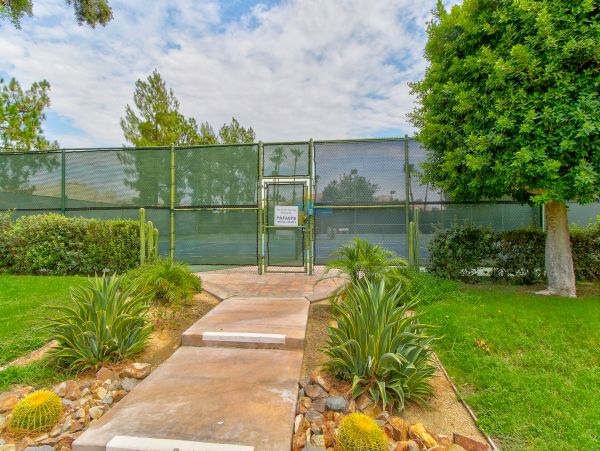 Palm Springs Home 1028387