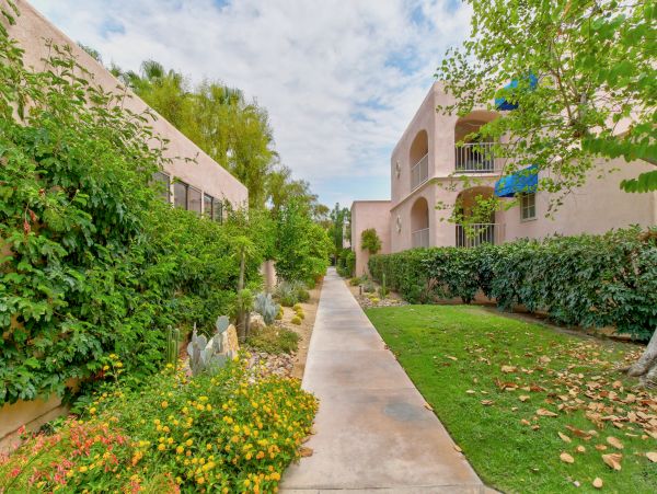 Palm Springs Home 1028387