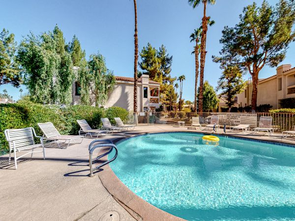 Palm Springs Home 1028388