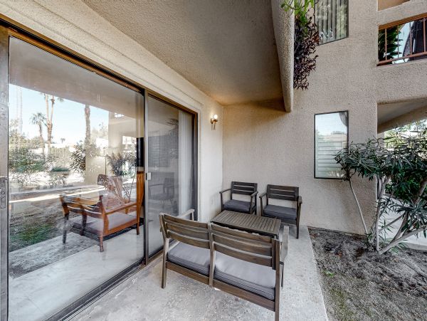Palm Springs Home 1028388