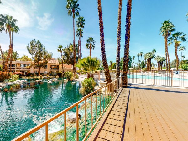 Palm Springs Home 1028388
