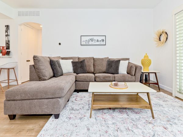 Palm Springs Home 1028389