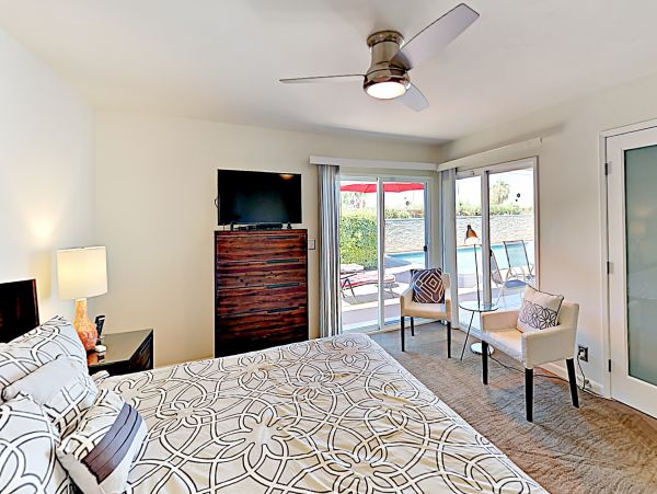 Palm Springs Home 1028390