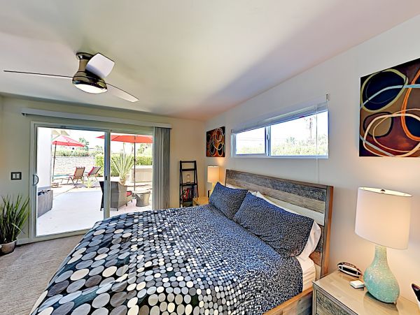 Palm Springs Home 1028390