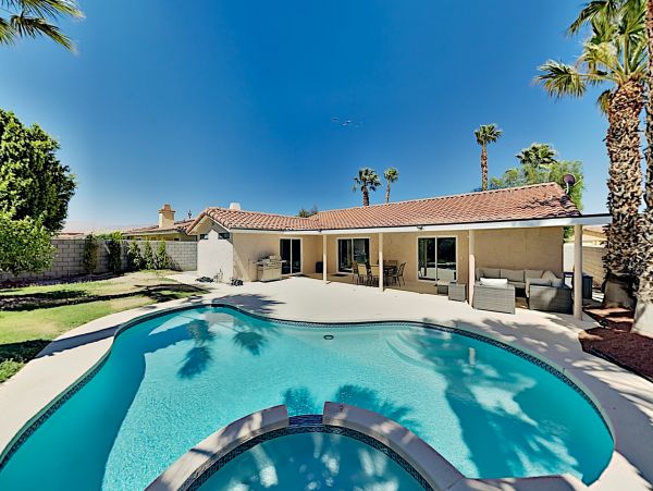 Palm Springs Home 1028391