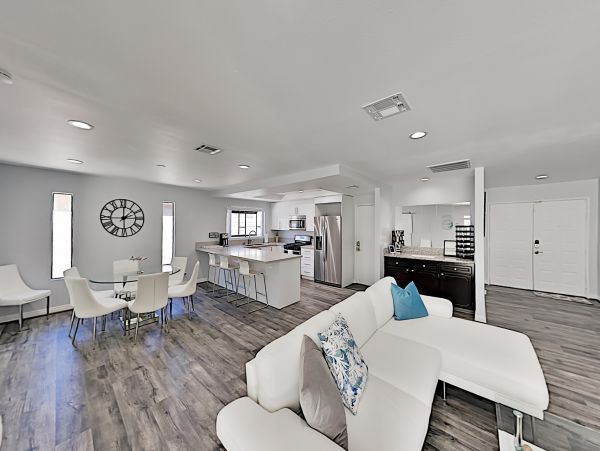 Palm Springs Home 1028391