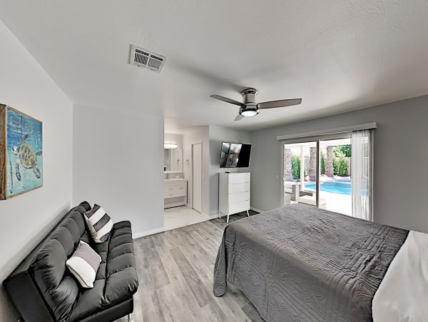 Palm Springs Home 1028391