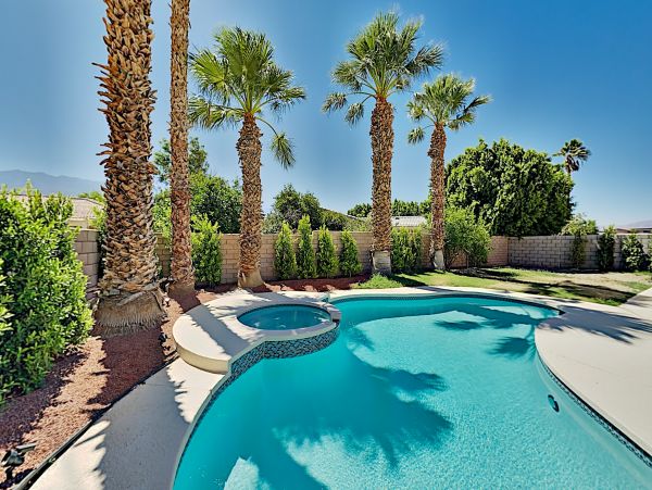 Palm Springs Home 1028391