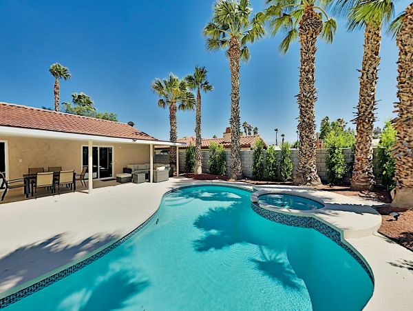 Palm Springs Home 1028391
