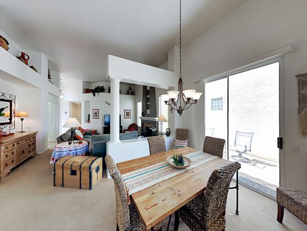 Palm Springs Home 1028392