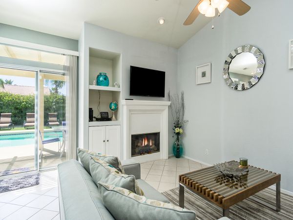 Palm Springs Home 1028393