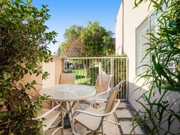 Palm Springs Home 1028394