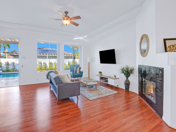 Palm Springs Home 1028395